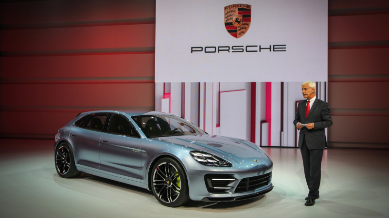 Illustration for article titled Porsche Panamera Sport Turismo: First Ultra Super Sexy Live Shots
